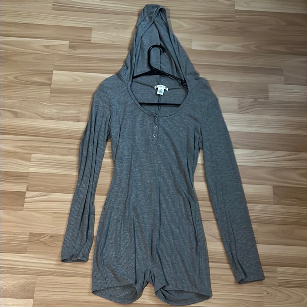 Bozzolo Gray Fitted Bodysuit Jumpsuit